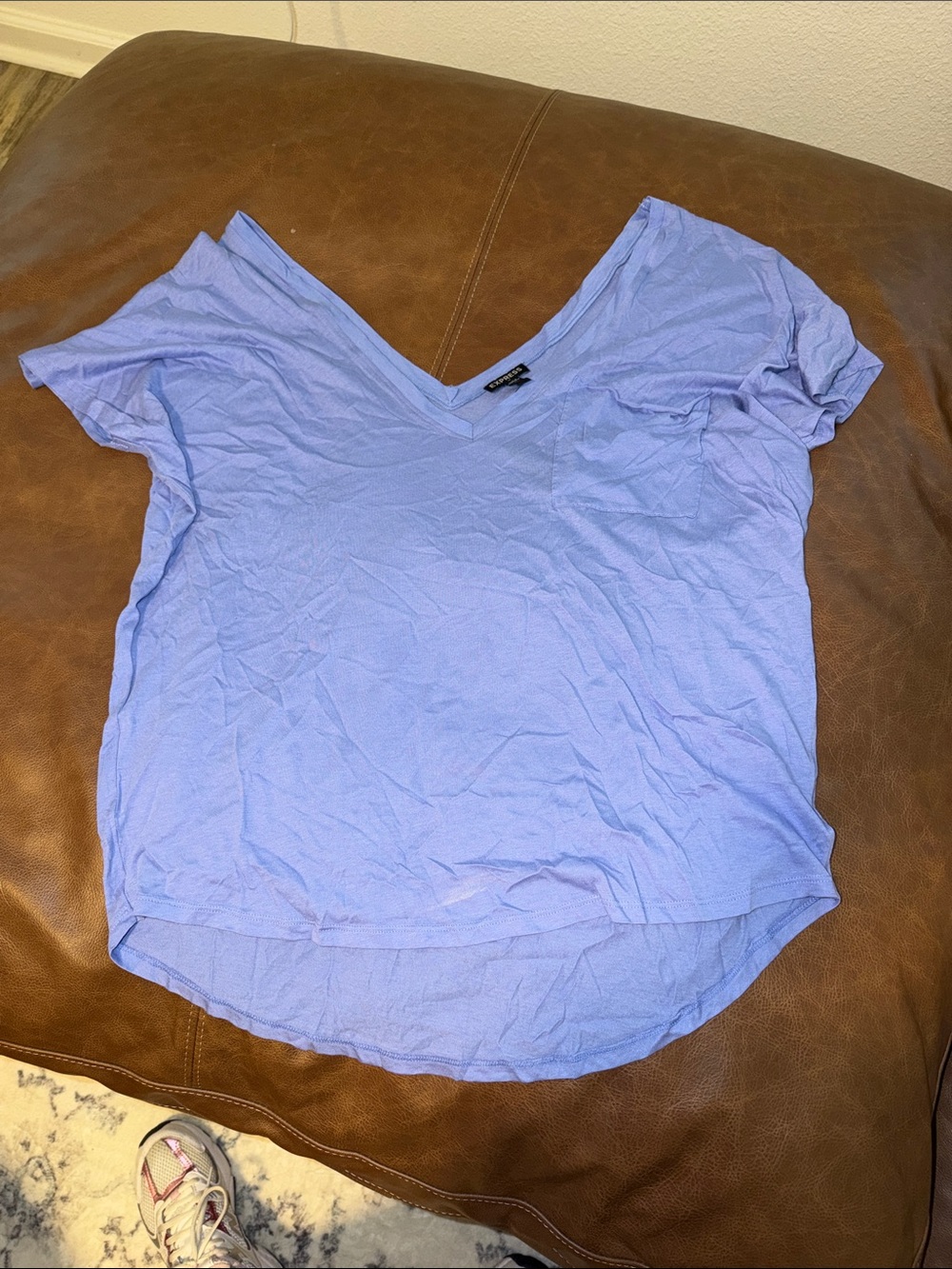 Express Light Lavender V-Neck Short Sleeve Tee